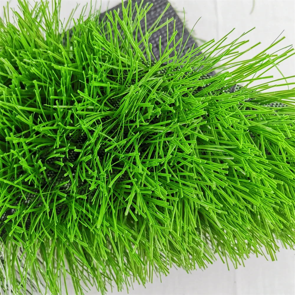 Hard-wearing Artificial Grass for Outdoor Football Green Lawn for Sport Long-Life Synthetic Turf for Soccer