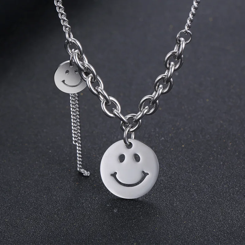 Customized Popular Jewelry happy Face Pendant Hollowed Out Stainless Steel happy face Circular Pendant Necklace