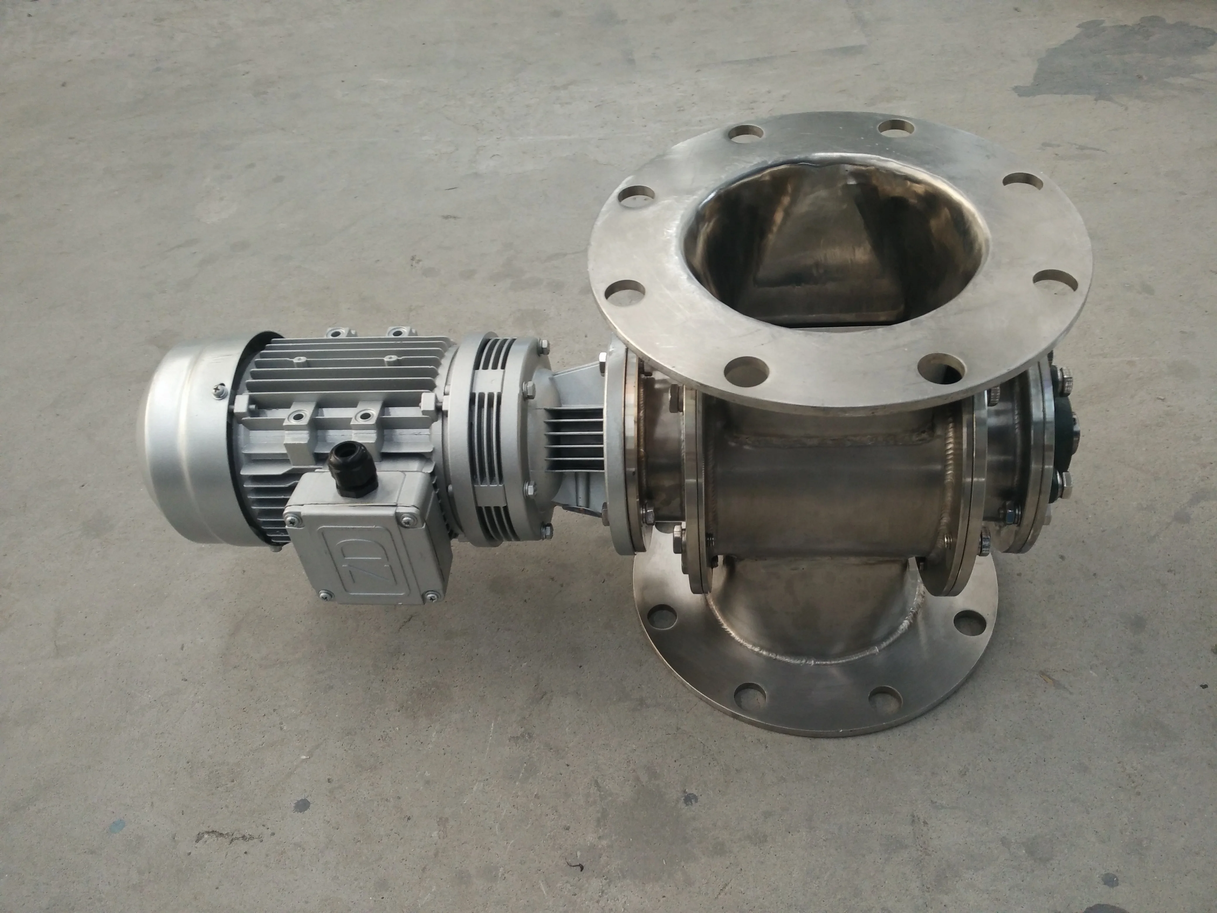 Precision Meets Performance rotary airlock valve for Accurate and Efficient Material Transfer Solutions