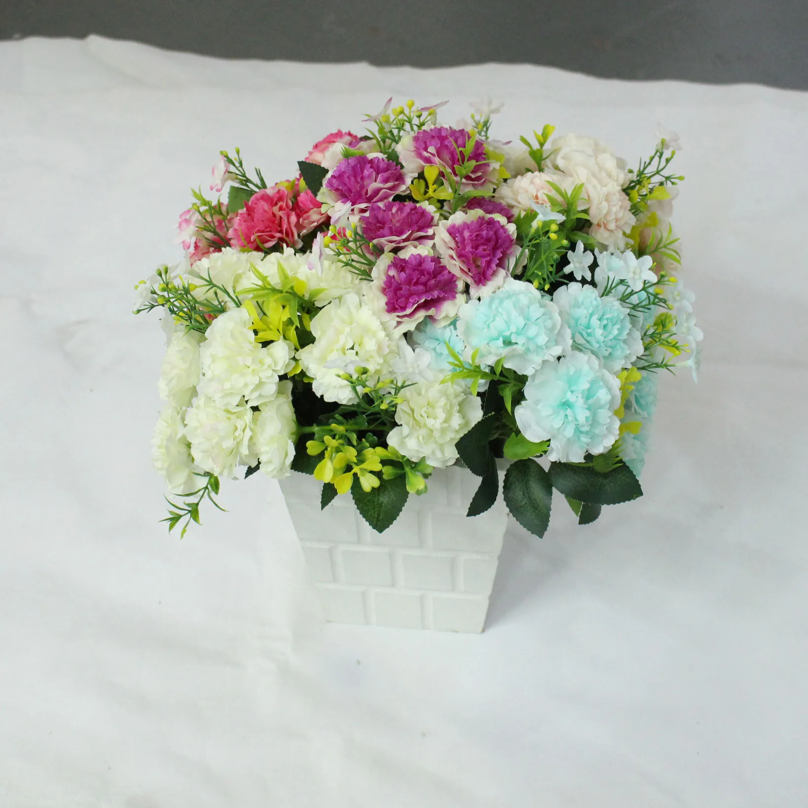 small bunch artificial lilac clove flower