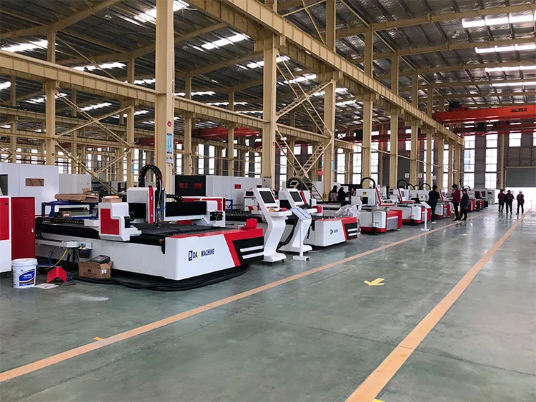 500/750/1000/2000W stainless steel carbon steel fiber laser cutting machine price 1500*3000mm