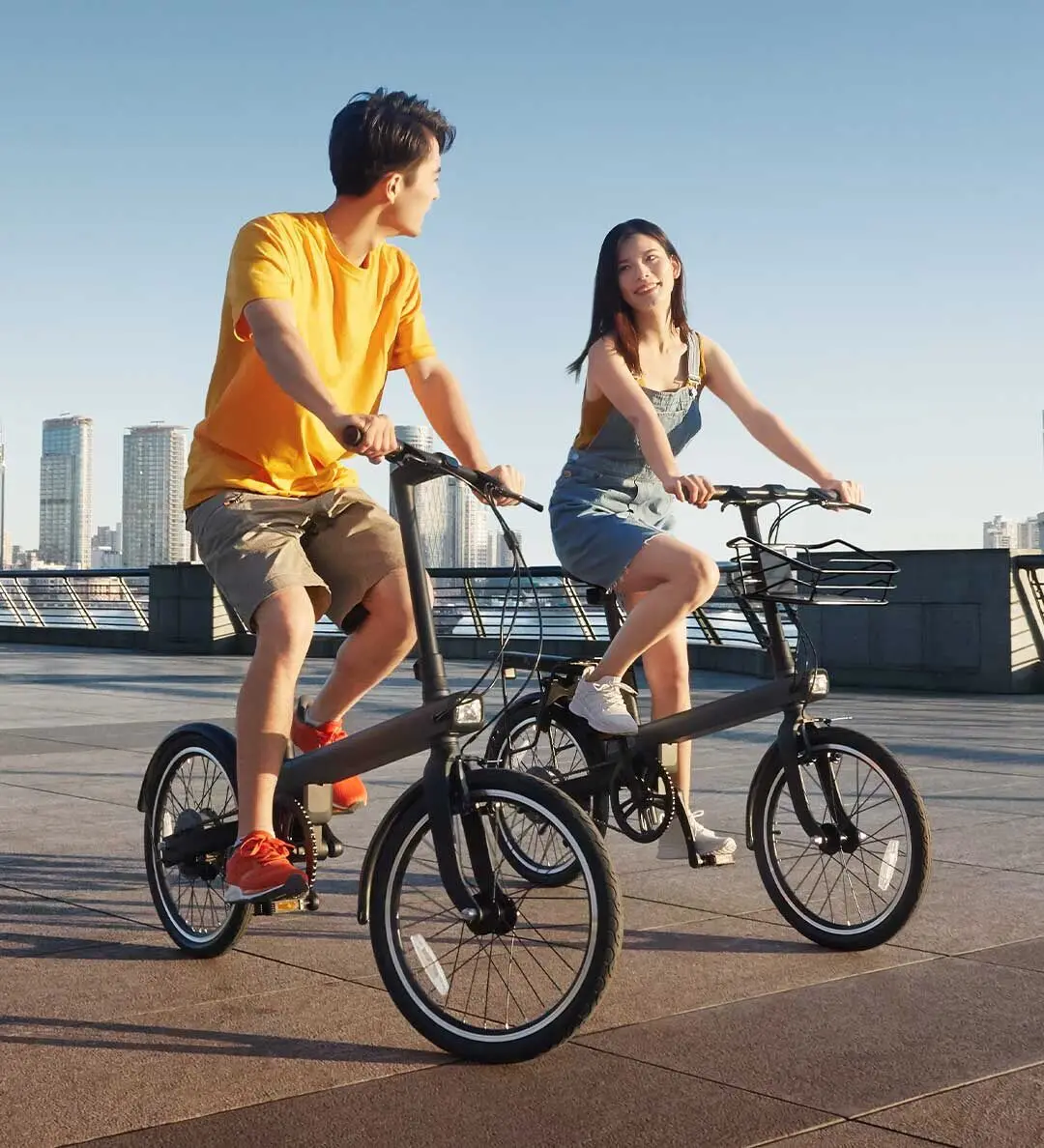 Mi QiCYCLE Folding Electric Bicycle  Mini electric power portable smart  Electric Bike  18KG Lightweight  EU ec1 ef1