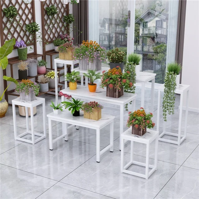 OEM Flower shop high and low display stand with water table holding bouquet