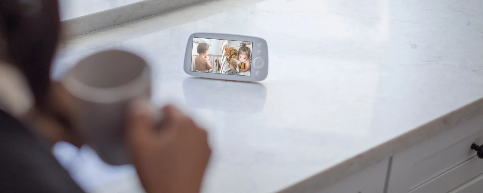 We are smart baby monitor factory and we are baby camera manufacturer and we are baby camera monitor best seller