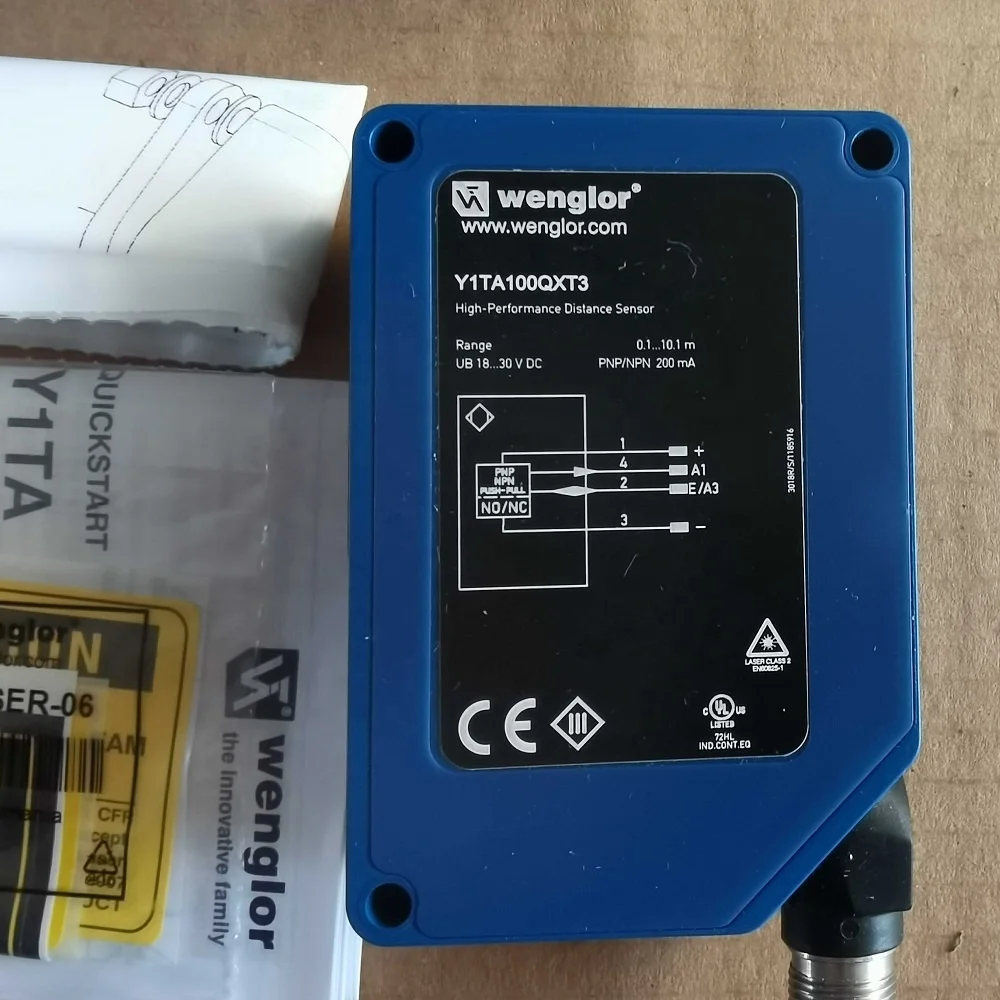 Hot sale original IP68 18-30vdc Long-Range Measuring Range 10m Y1TA100QXT3 Wenglor Laser Distance Sensor