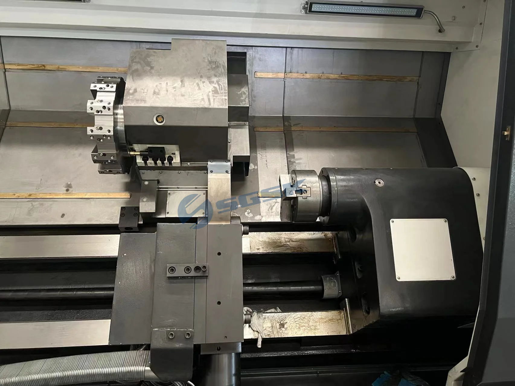 Chinese CNC turning lathe machine TCK560Y cnc torna with 12 position drive turret