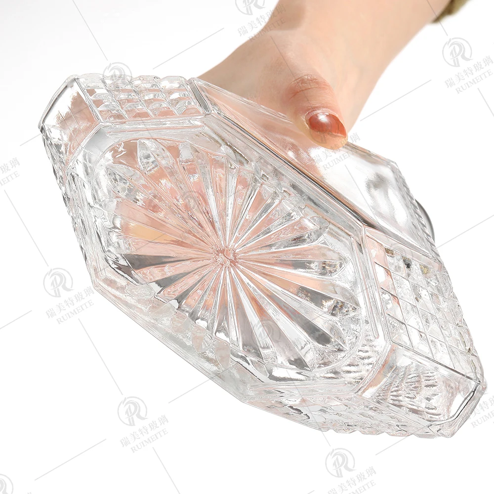 Wholesale  triangle shape glass Bottles 500Ml 750Ml   Whisky Vodka XO Liquor Wine Glass Bottles