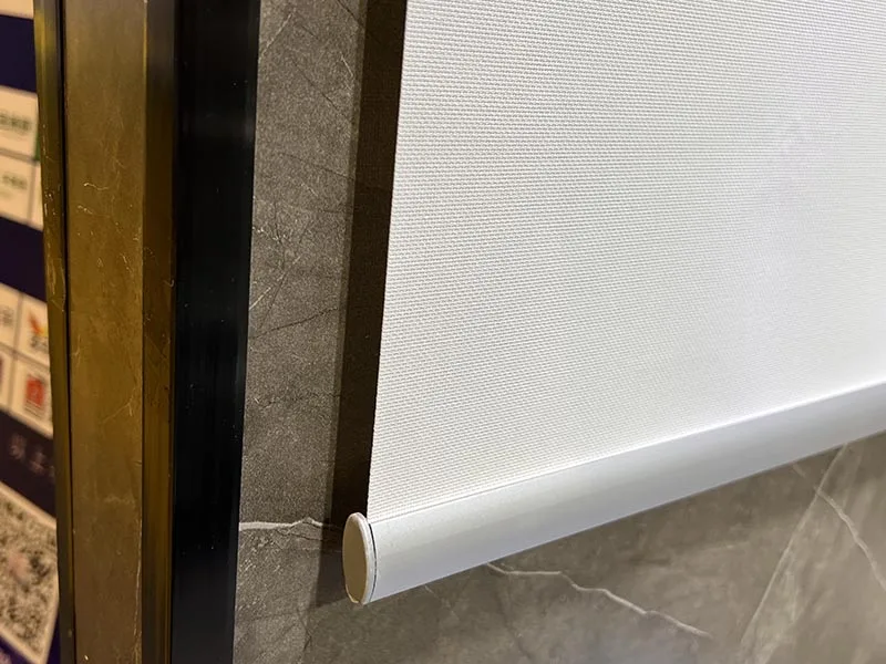 High Quality and Good Price 100% Polyester Window Shades Blackout Roller Blinds