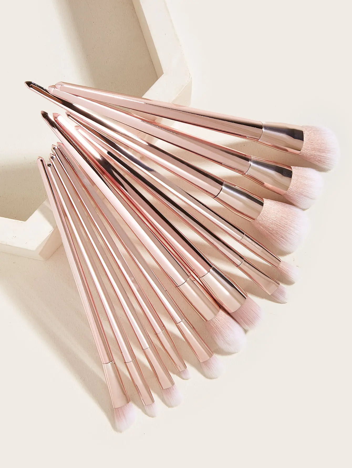 SENKA Rose Gold Vegan Custom Private Label 12pcs Eyelash Eye Fan Brush Makeup Brush Natural Hair Metal 10 Piece Makeup Brush Set