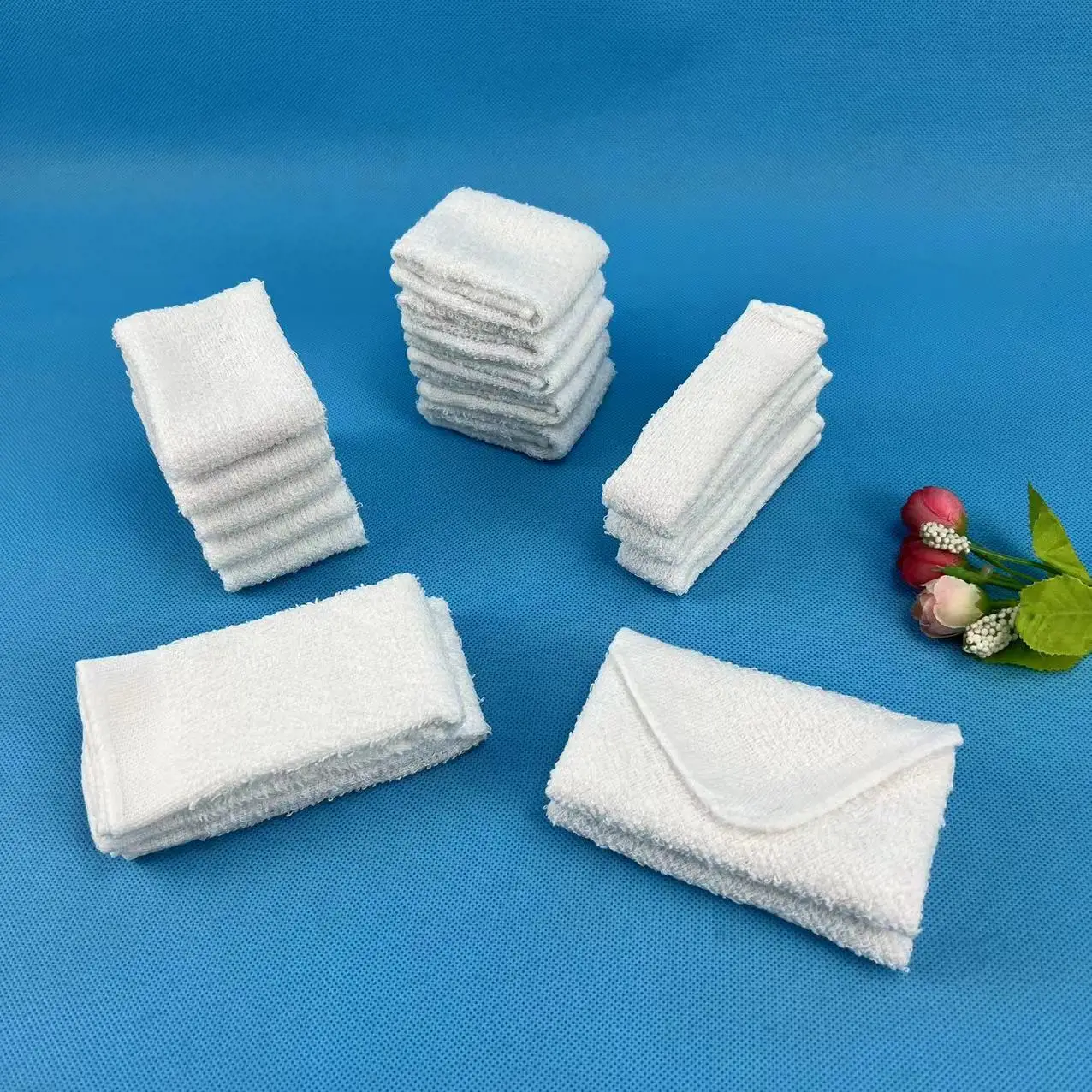 all kinds of packages of disposable face towels for airline for restaurant for wet  wipes towels factory production