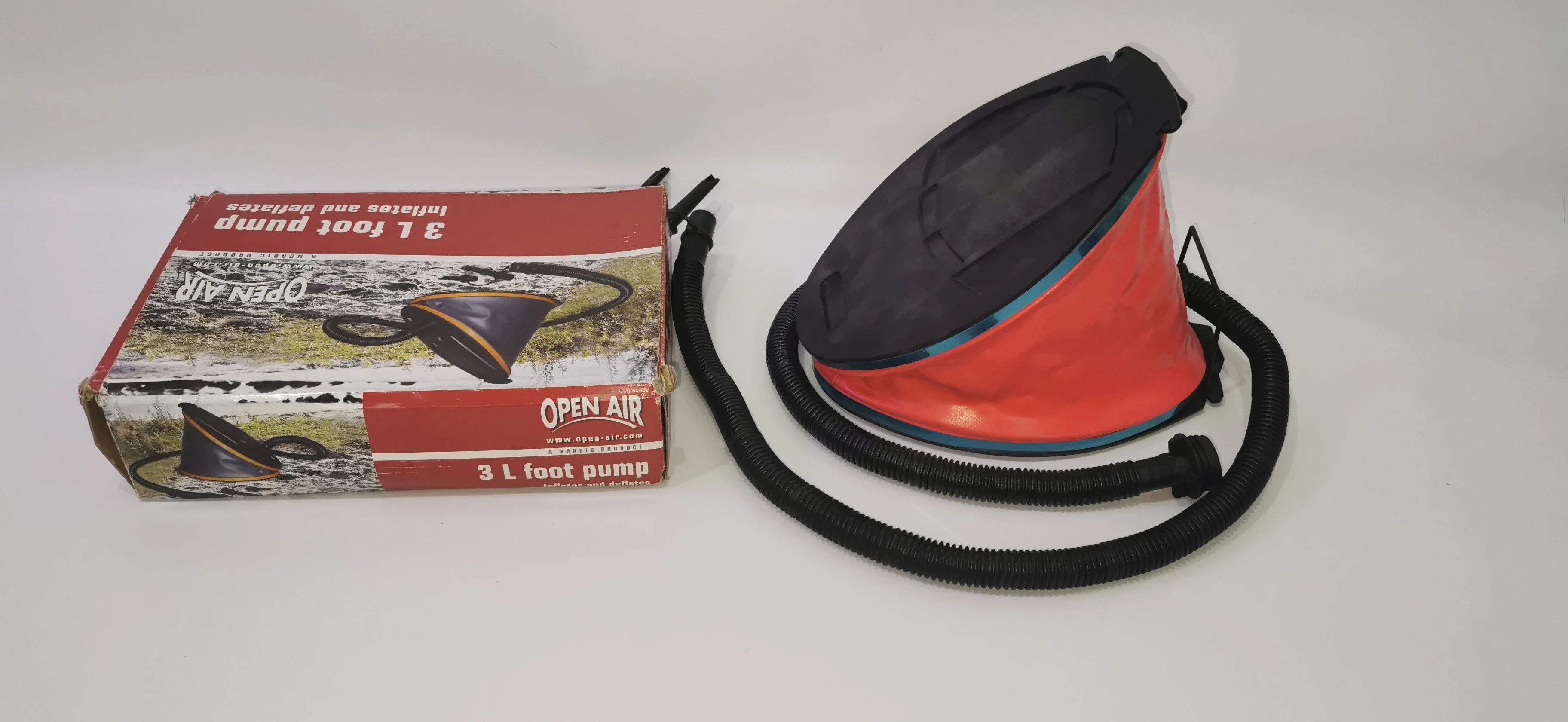 Manual bellows foot pump air pump
