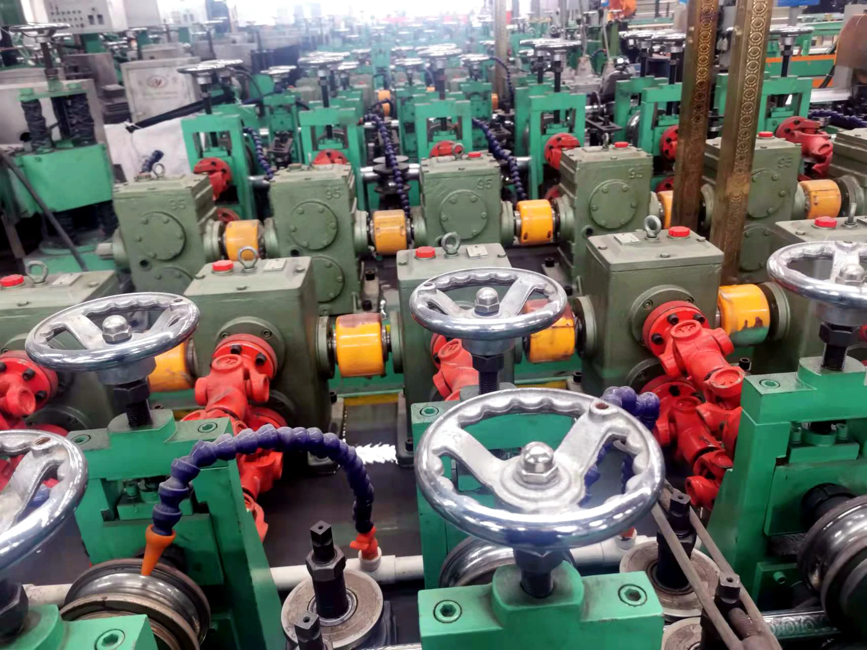 Metal Steel Pipe Making Machine welding Tube making machinery stainless steel pipe mill