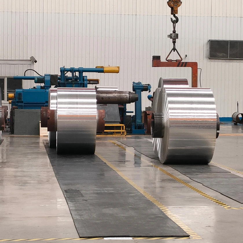 Factory Wholesale House Kitchen Aluminum Foil Roll 8011 Aluminum Foil Jumbo Roll For Food Container