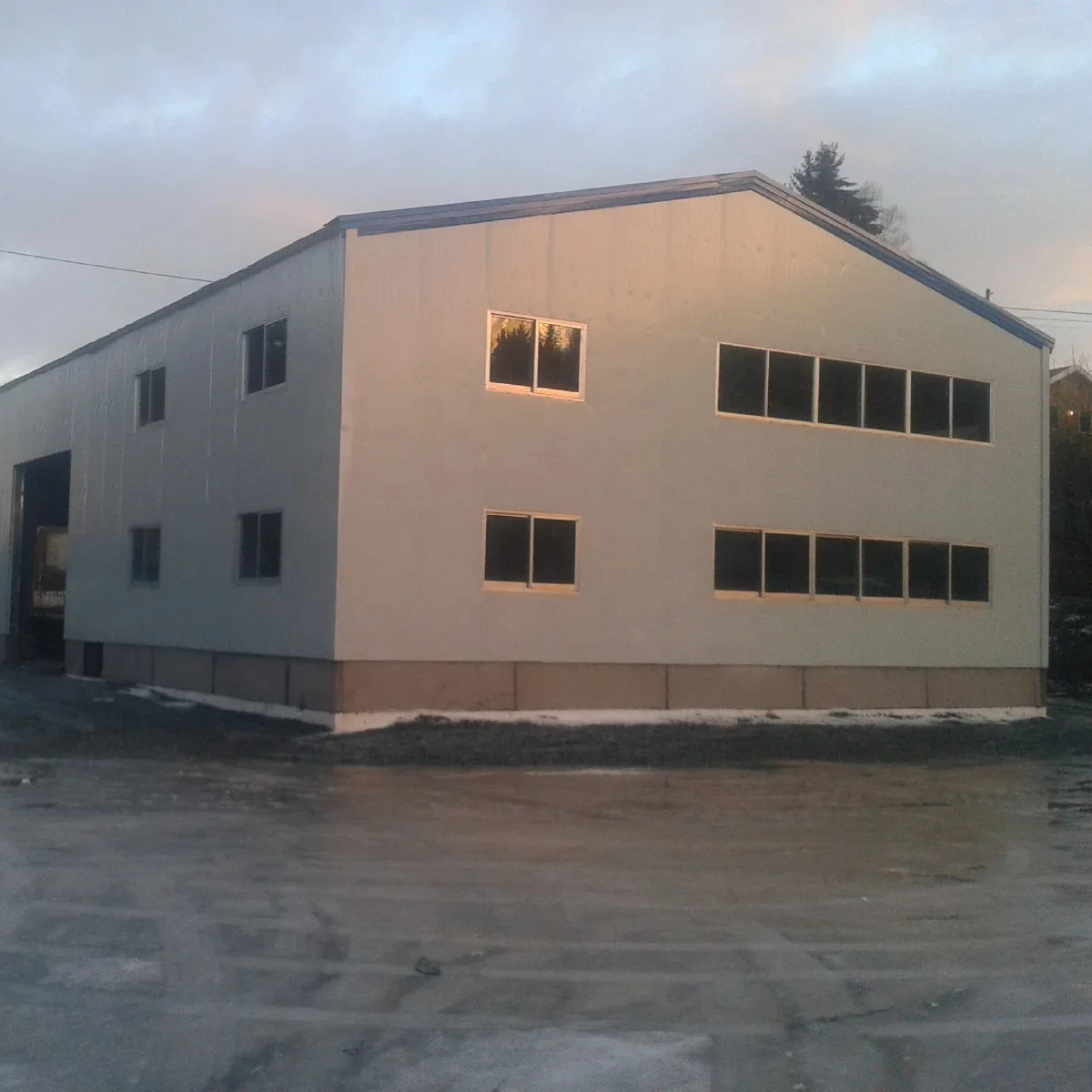 price of structural steel prefab building with mezzanine floor multi story storage shed design