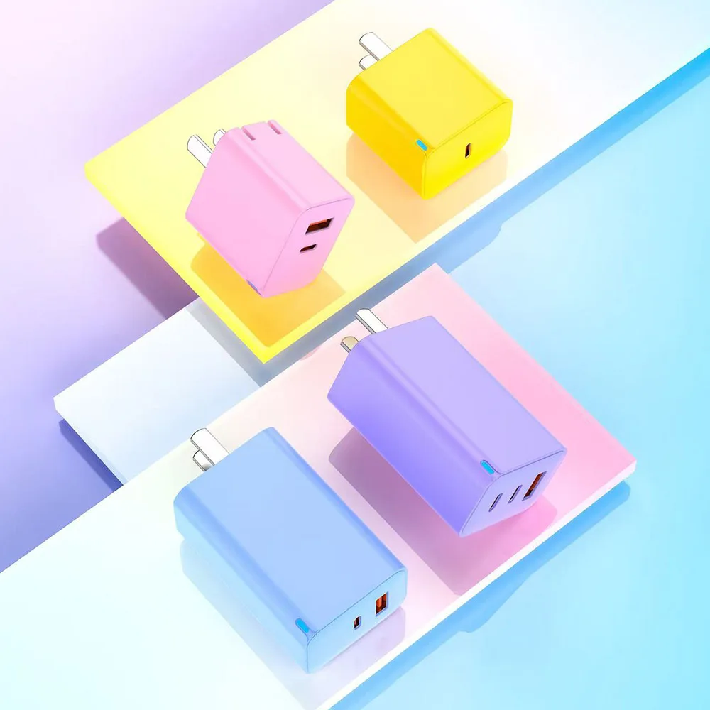 20W Fast Charging QC3.0 Type C Foldable Plug PD Phone Charger For Samsung Smart Watches