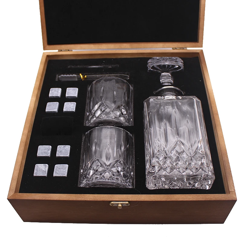 Factory price various luxury Whisky Glass Gift Set Whiskey Stone Wine Glass Decanter Set
