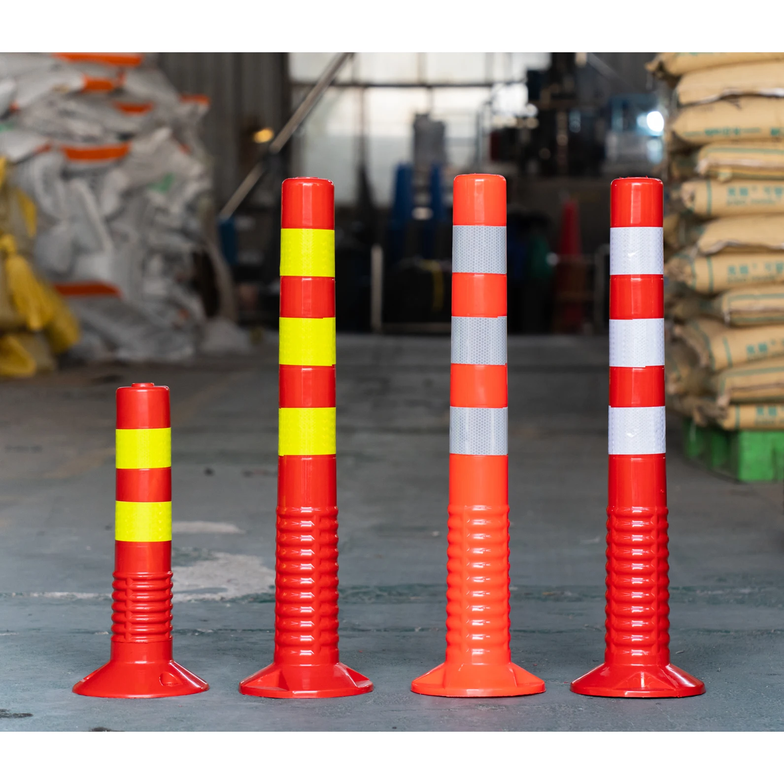 Wholesale 75CM High Quality Flexible Traffic Safety Black PU Warning Post