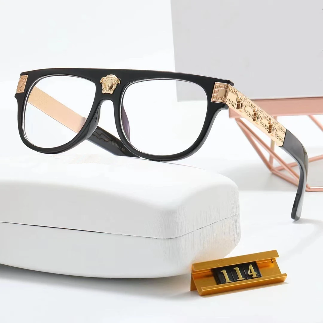 2024 Fashion Anti Blue Light Glasses Famous Brands Eyeglasses Frames Designer Optical Frames Luxury Eyewear For Women Men