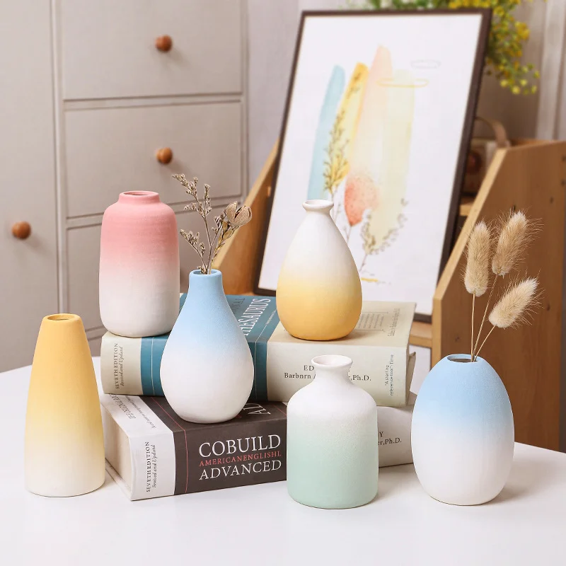 Ceramic small vase with gradual color change macaron vase with frosted dried flower arrangement for office home decoration