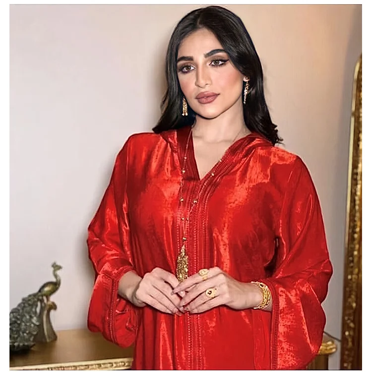 1039 MuslimQLO Hooded lace suede dress high quality 2020 fashion abaya modest women islamic clothes wholesale muslim dress