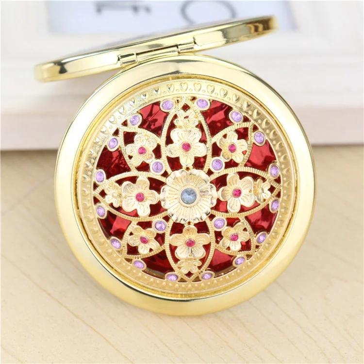 Hot Selling Retro Gold Hollow-Out Makeup Mirror Folding  Portable Double Sides Cosmetic Mirror 70MM Round Metal Pocket Mirror