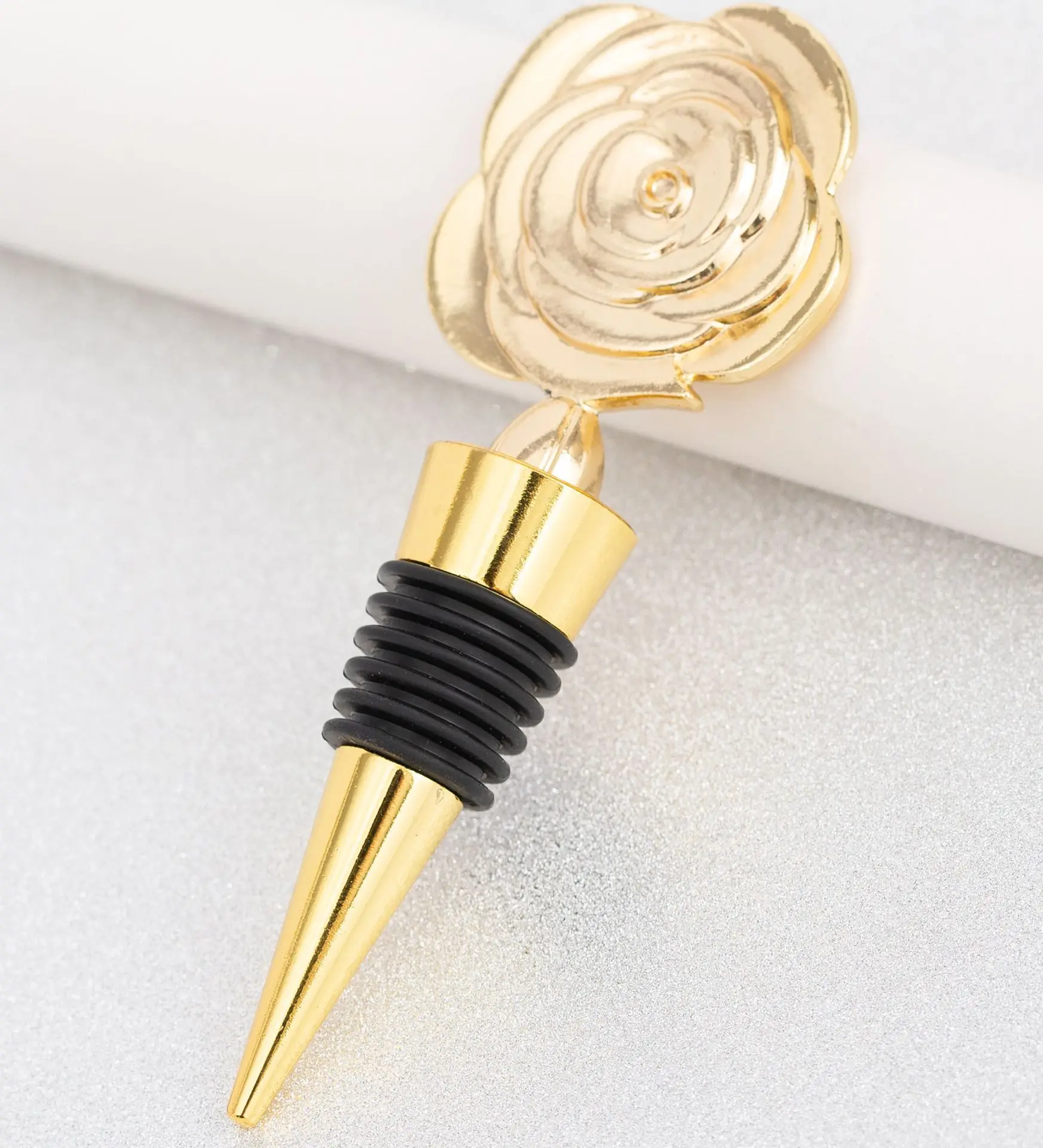 Wholesale  Wedding Party Creative Return Gift Advertising Promotion Gift New Creative Gold Rose Wine Stopper