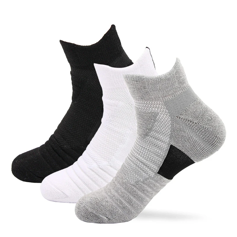  Striped colorful custom logo sport socks breathable gym men crew athletic oem