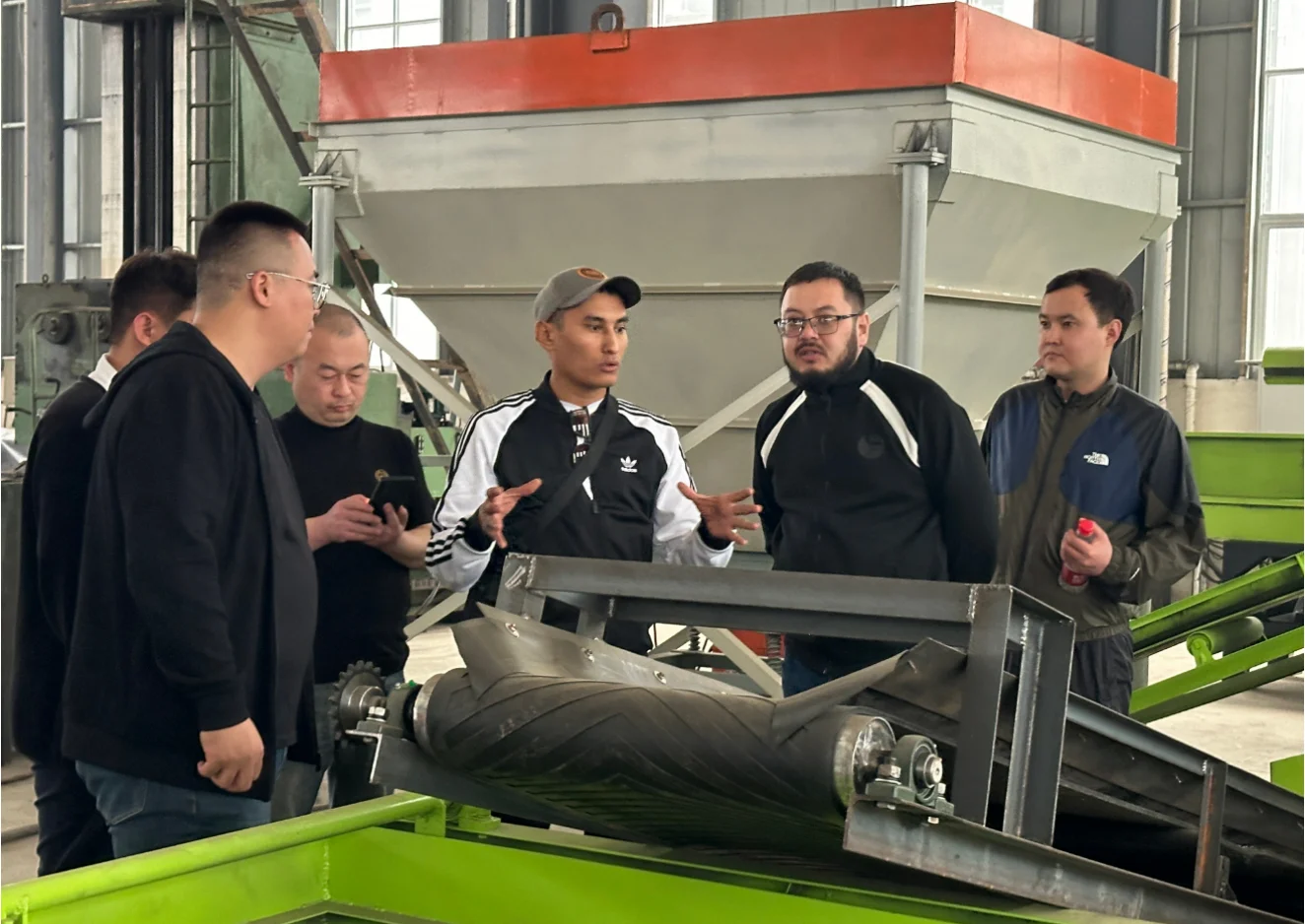 Professional waste tire particle production line rubber particle recycling machinery and equipment