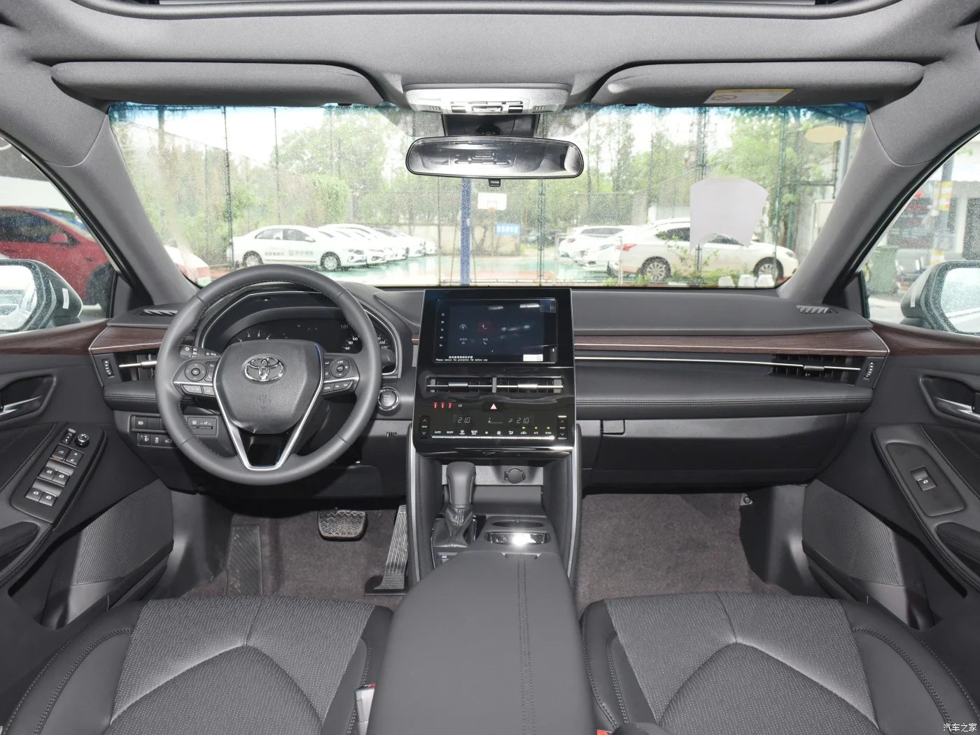 Седан бензиновые автомобили FAW T-o-yota Avalon 2023 2.0L премиум-класса хорошее качество и низкая цена