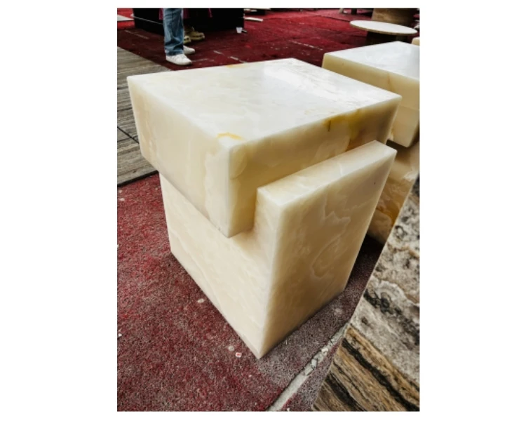 Onyx White  Side Table For Modern Decoration  Plinth Base Pillar  In White Onyx Marble