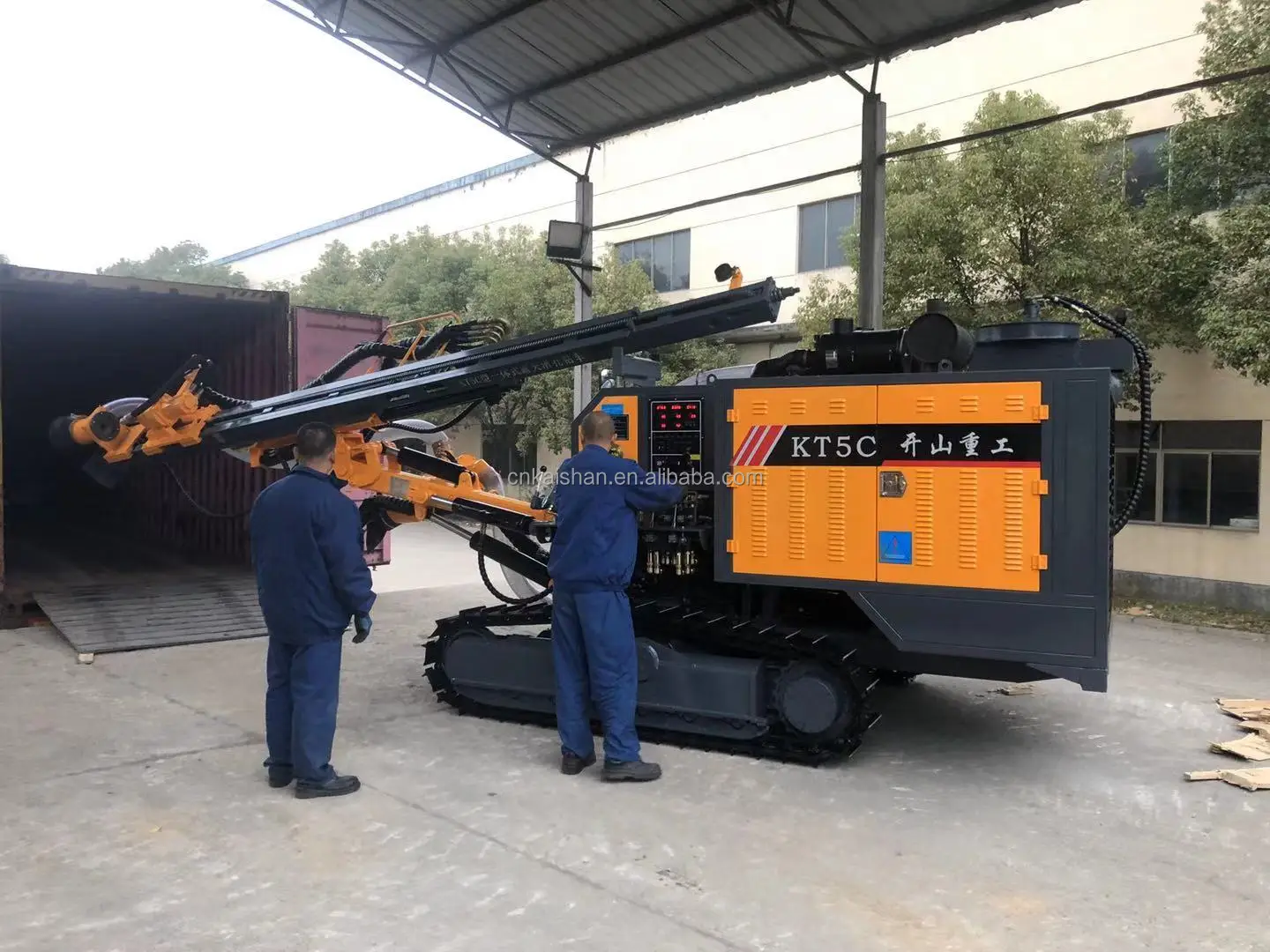 Kaishan KT5C 25m High Quality Pneumatic Mine DTH Drilling Rig Machine