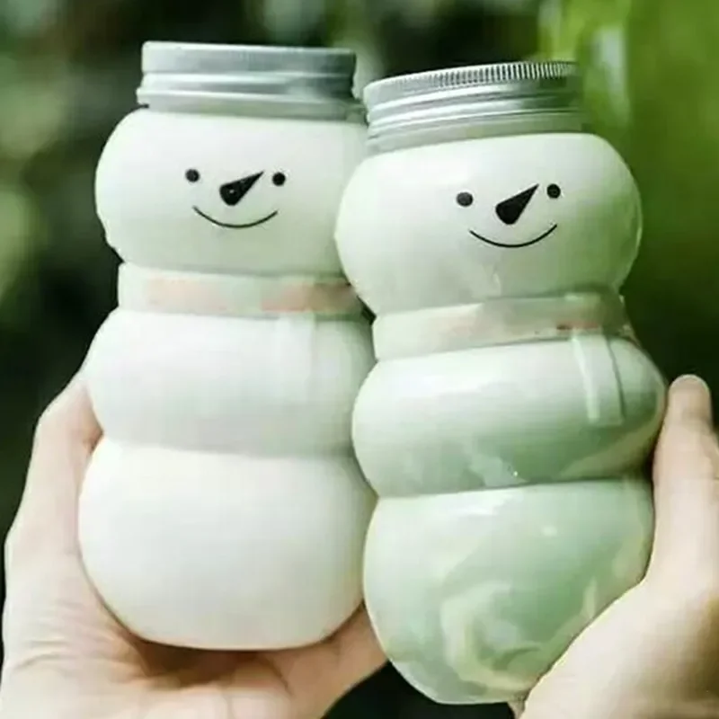 Wholesale Christmas Snowman Shaped Candy Bottle 500ml Beverage Bubble Tea Plastic Bottle
