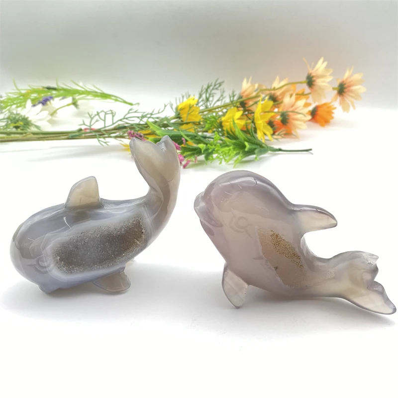 Wholesale Hand Carved Natural Crystal Animal Agate Geode whale For decorations and gifts