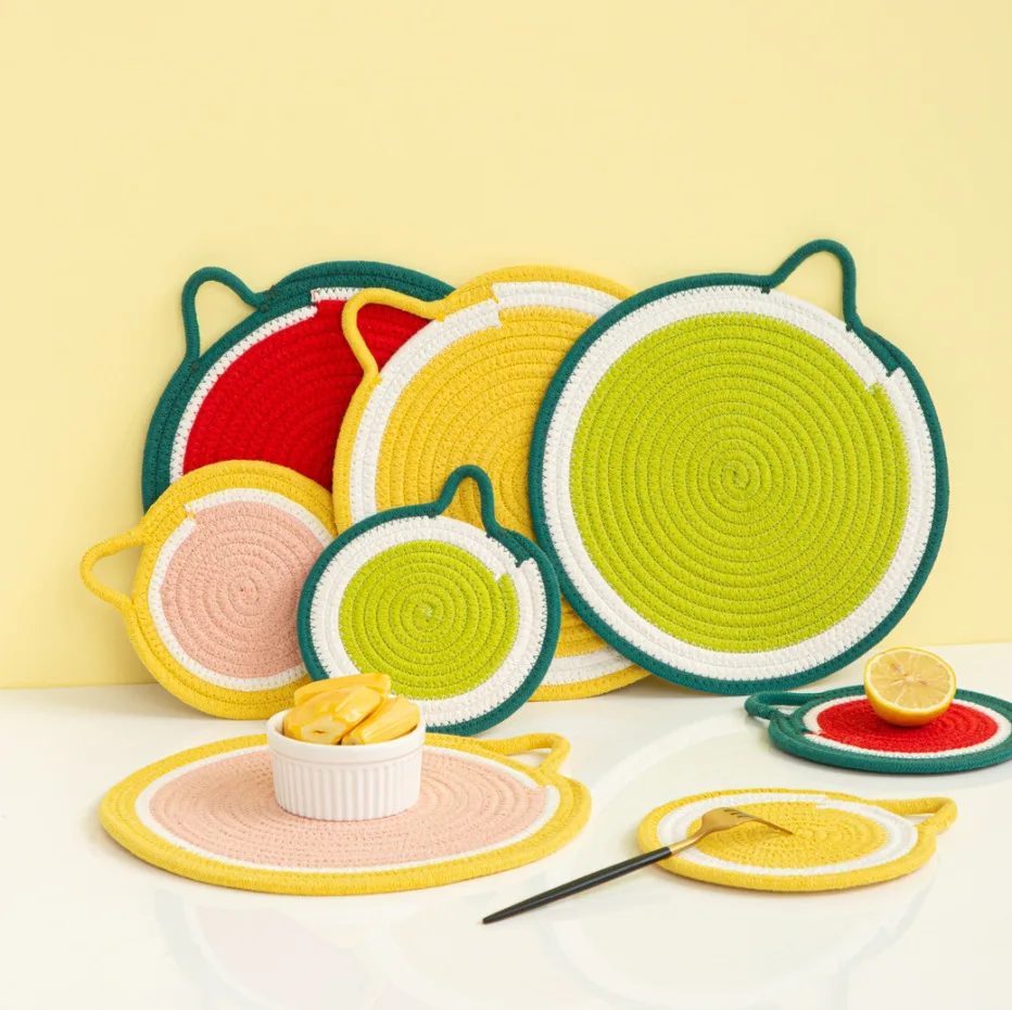 Wholesale Ins Style Cute Fruit Colors Placemat Table Mat Round Heat Insulation Pot Holder Woven Coaster