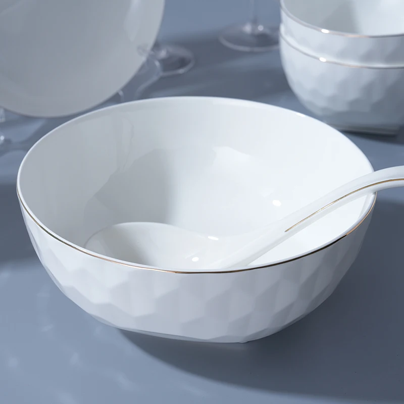 Wholesale hotel luxury ceramic dinnerware sets custom 22pcs gold rim round bone china plate sets