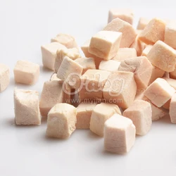 Natural freeze-dried chicken cubes new cat treats freeze dried cat treats snacks