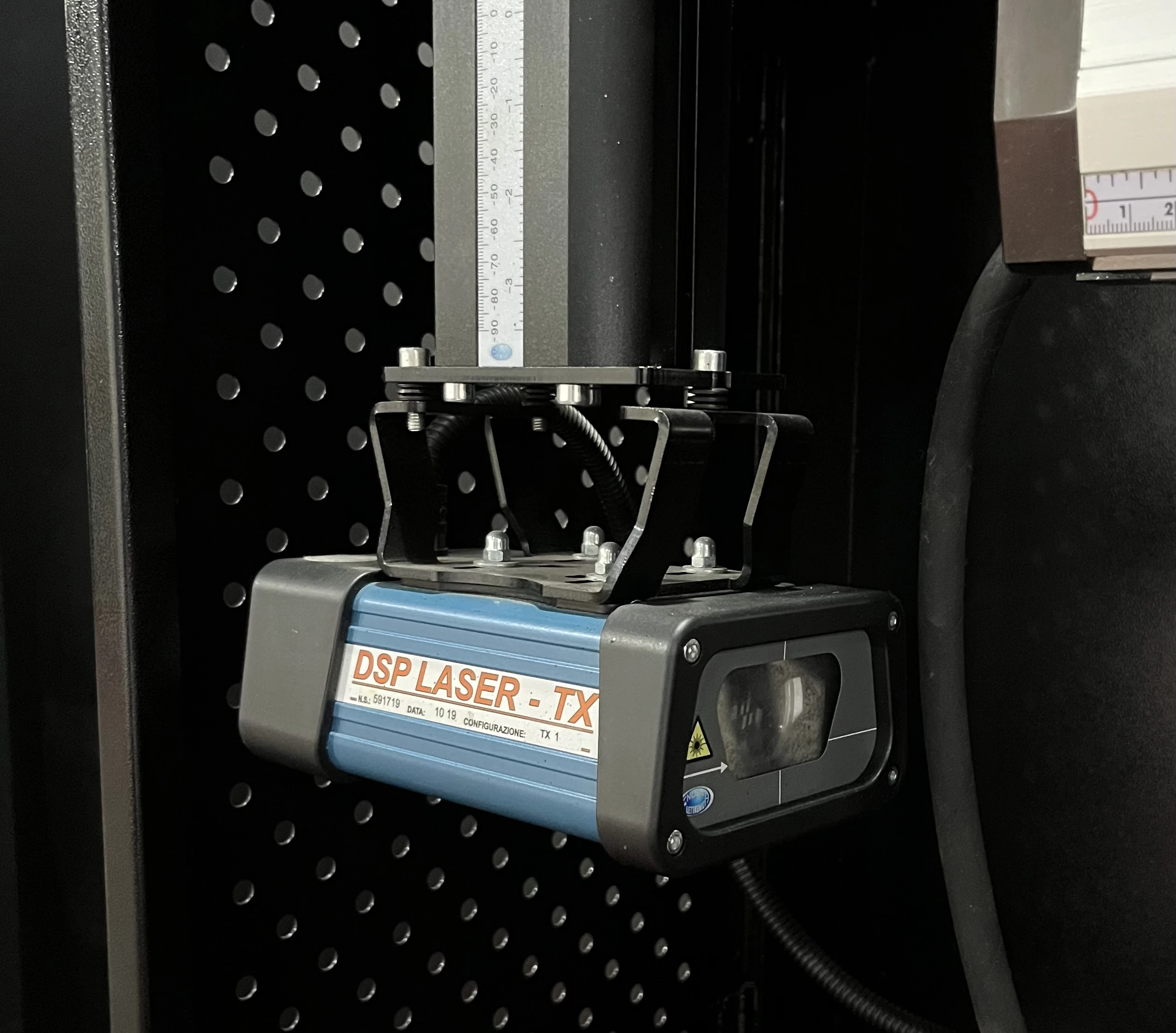 China Professional EKO Brand Sheet Metal Press Brake with Delem Controller for Sale 125T/3000mm