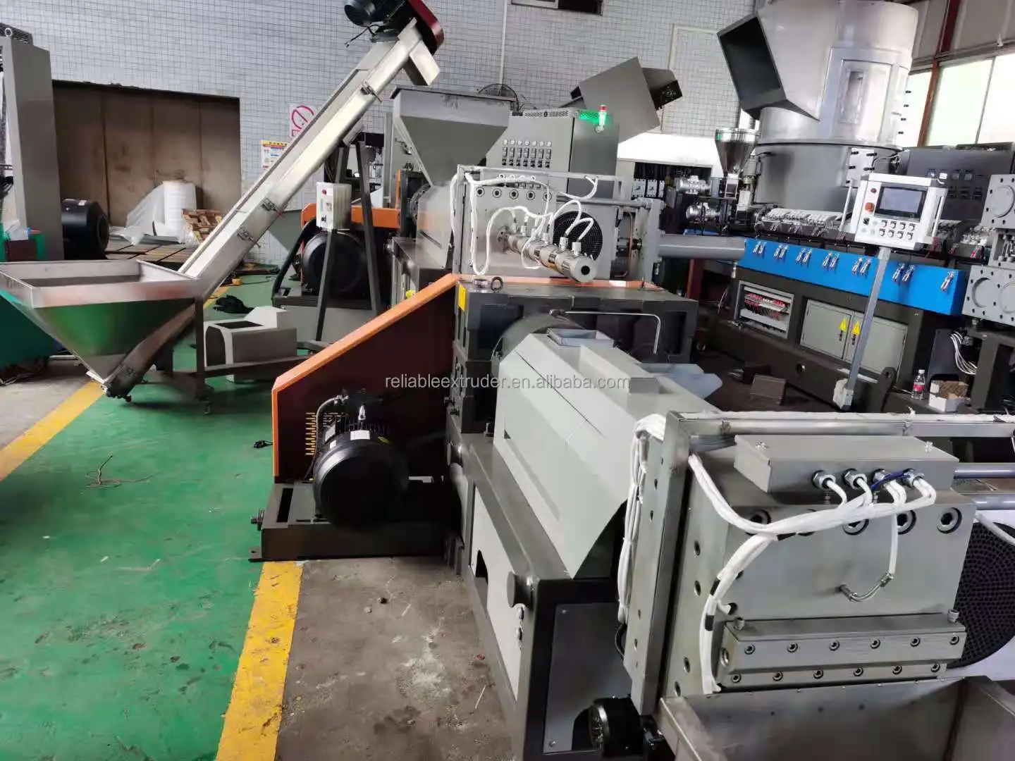 Wasted extruder machine plastic pellet