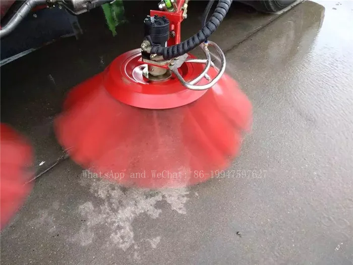 4pcs broom street sweeping vehicle vacuum sweeper truck