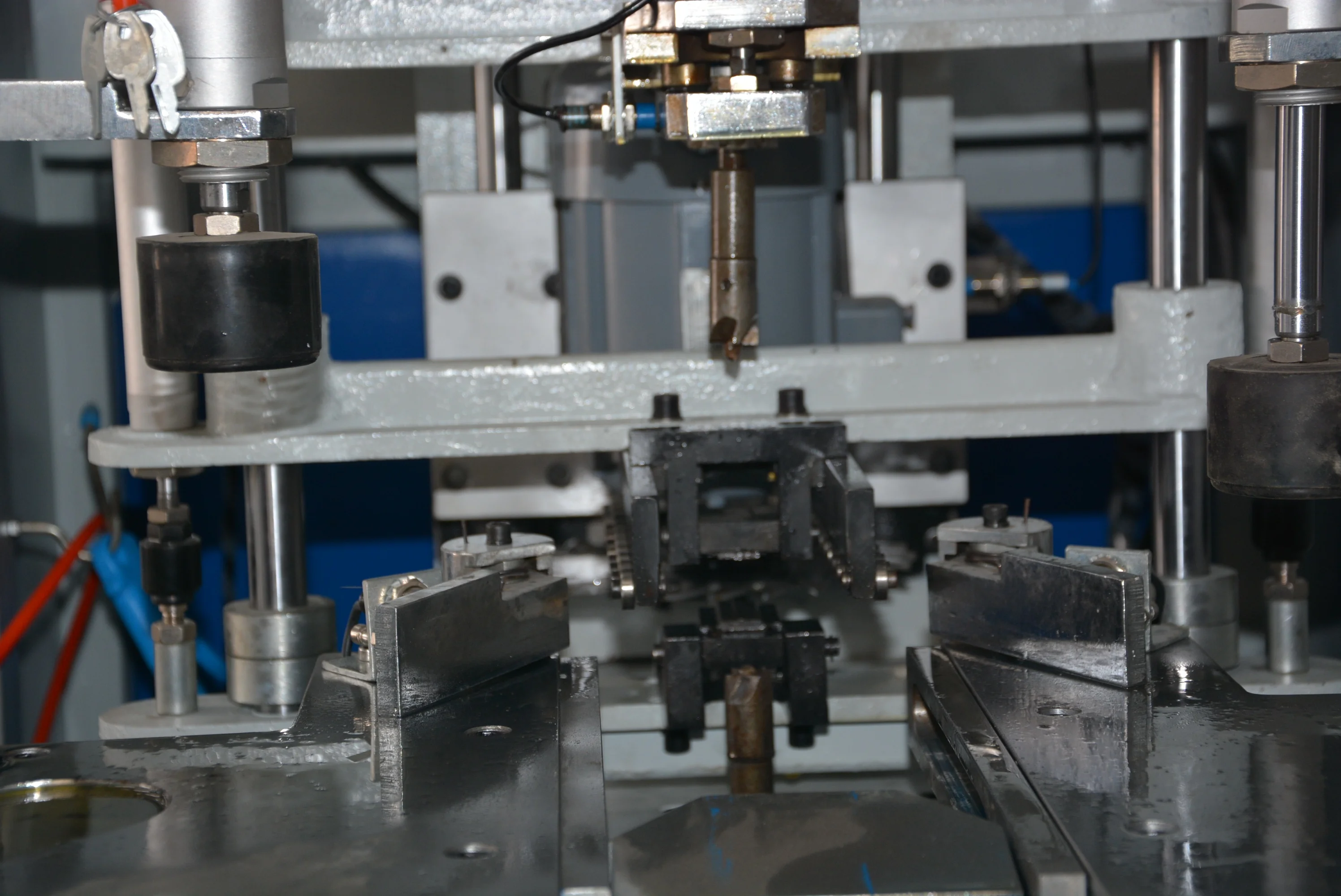 PVC Window Machine CNC Corner Cleaning Mahine for Upvc Window Making Machine