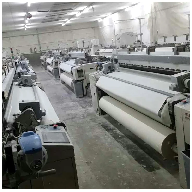 China manufacturer textile Percale Plain weave 120gsm  200T cvc fabric for hotel bed linen in roll