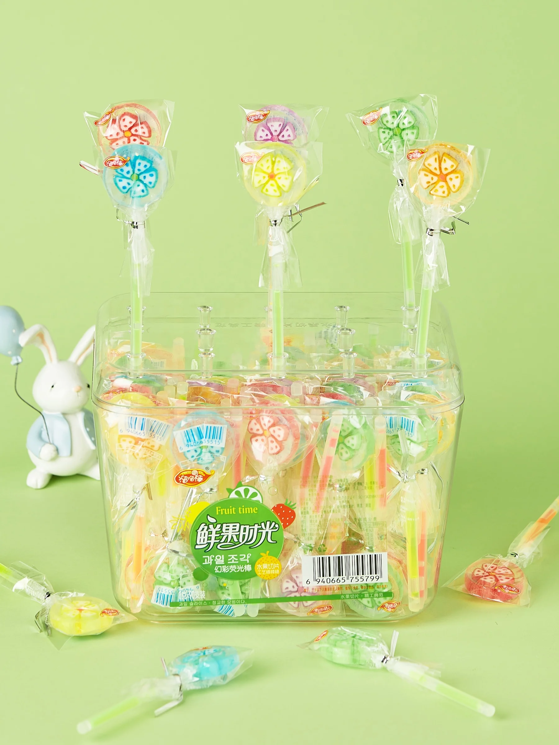 Cheap price Promotion Bulk candy fruits lollipop glow stick candy tin
