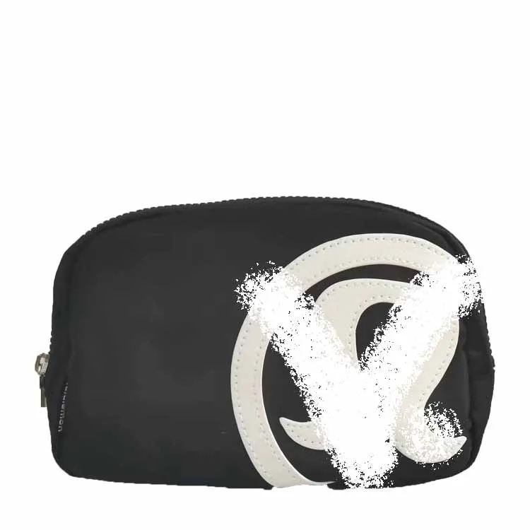 Unisex Outdoor Running Waistpack Lulu Crossbody Bag with Chain Decoration for Men Women Mobile Phone Storage Fitness Everywhere