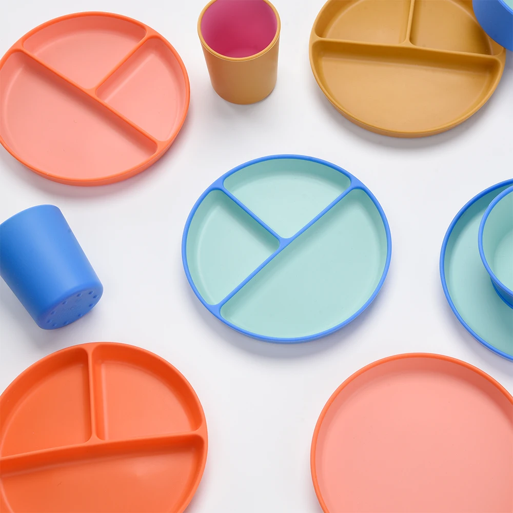 Customs Newborn Baby Plates Bowl With Utensils Toddler Tableware Food Grade Silicone Baby Feeding Set