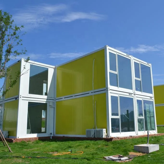 3 Bedroom Prefab House Villa Design Portable Living Container House Flat Pack Homes