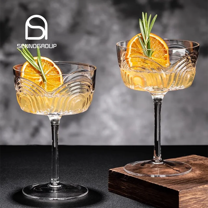 Unique Design 150ML European Style engraved Martini Cocktail Glass Luxury Coupe Cocktail Glasses Wine Goblet For Bar