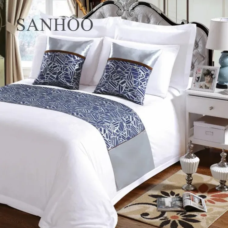 SANHOO Wholesale 5 Star Hotel Embroidery Luxury Decorative Throw Pillow Case Bed Flag Set