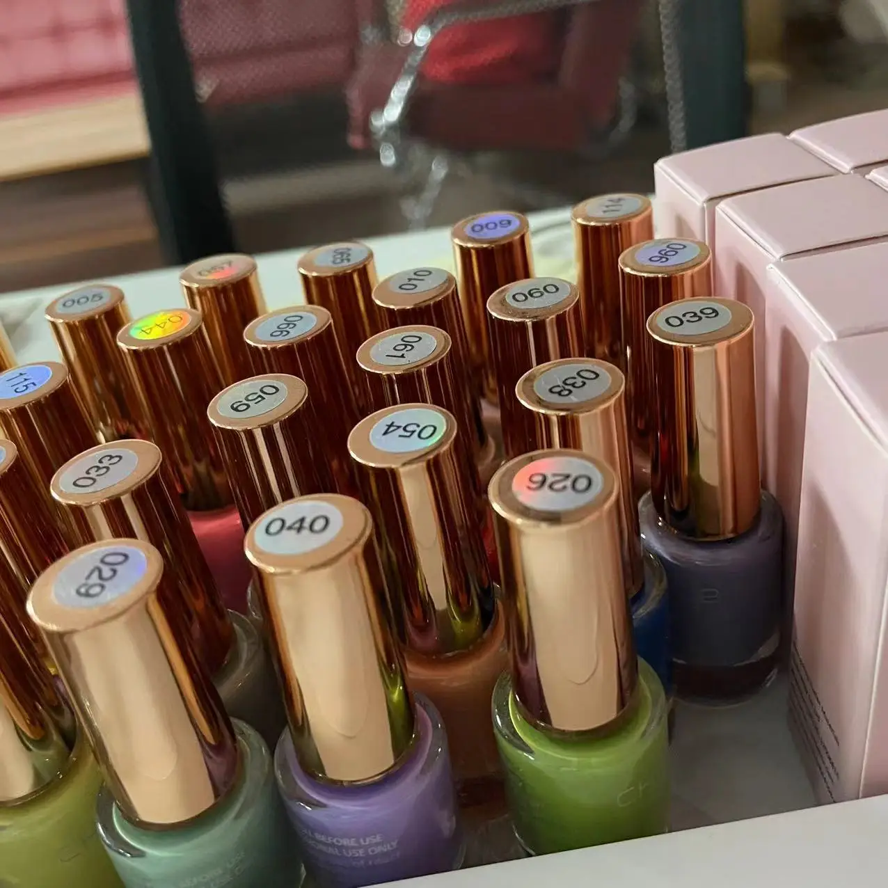 Long Lasting Permeable Enamel Non Toxic Organic Kids Women Peel Off Halal Private Label Nail Polish Color