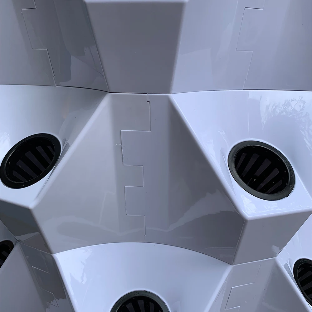 High productivity garden tower with vertical hydroponic system