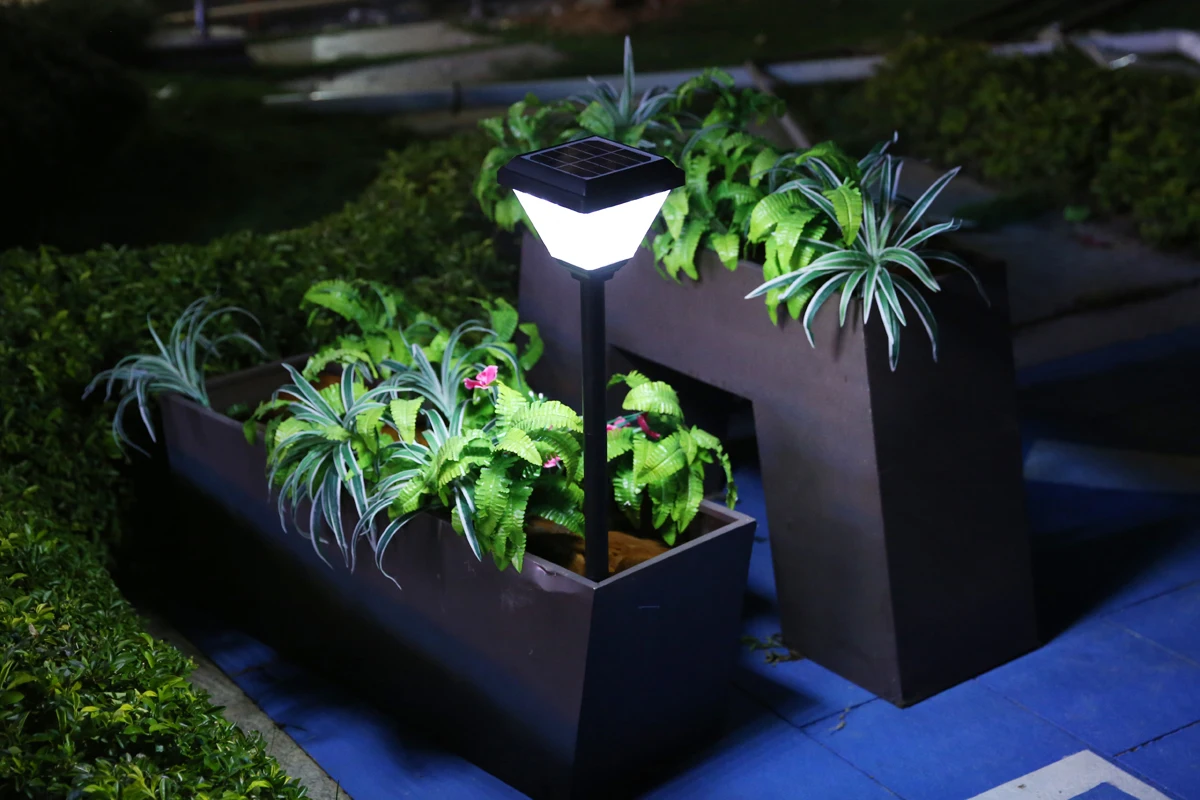 Yard Patio Hallway Best Selling Solar Path Lights LED Garden Stake Light Lawn Lamp for outdoor Landscape